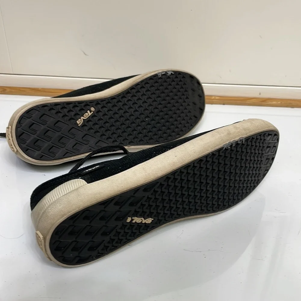 Teva Womens Freewheel Corduroy Low Top‎ Lace Up Sneakers Size 9 black